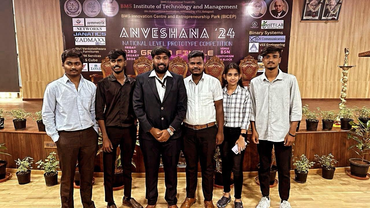 Internship 2024 — Internship Cohort Moment
