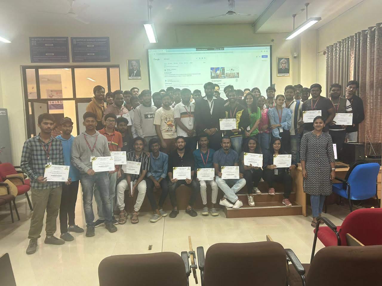 Internship 2024 — Internship Cohort Moment