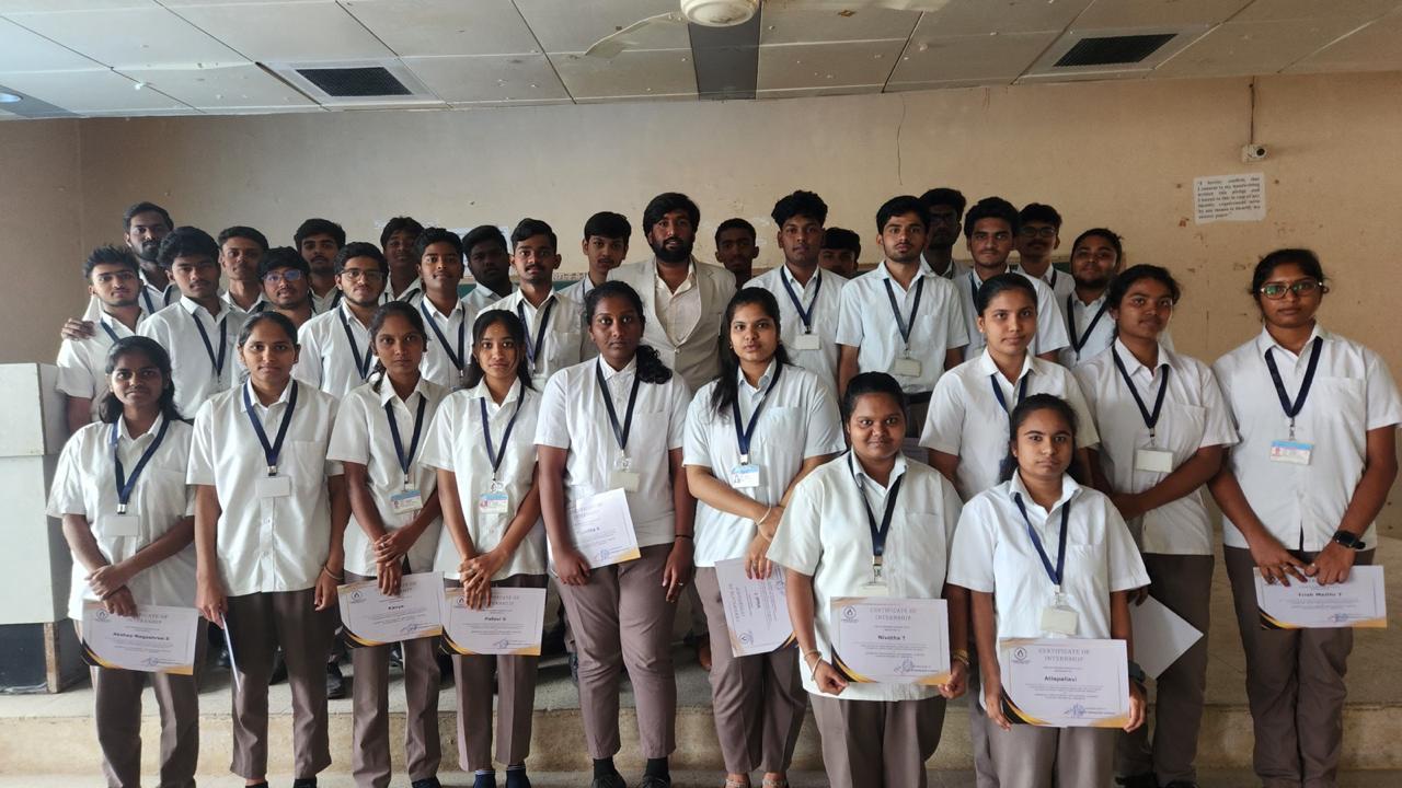 Internship 2024 — Internship Cohort Moment