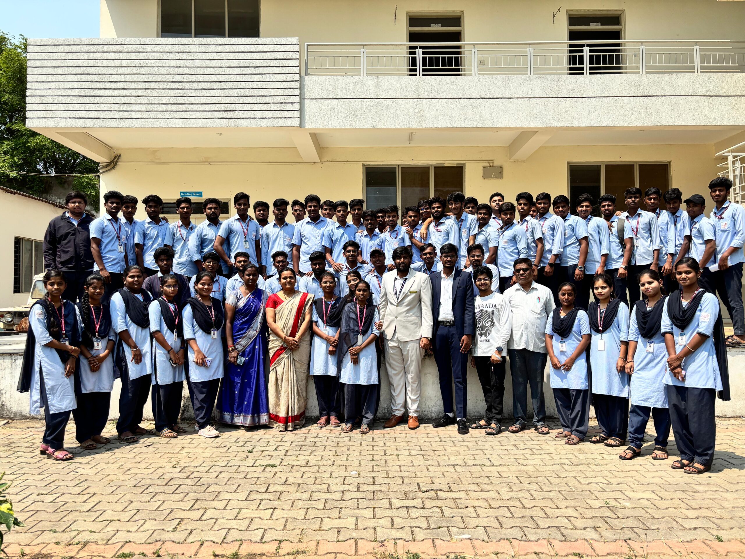 Internship 2025 — Internship Cohort Moment